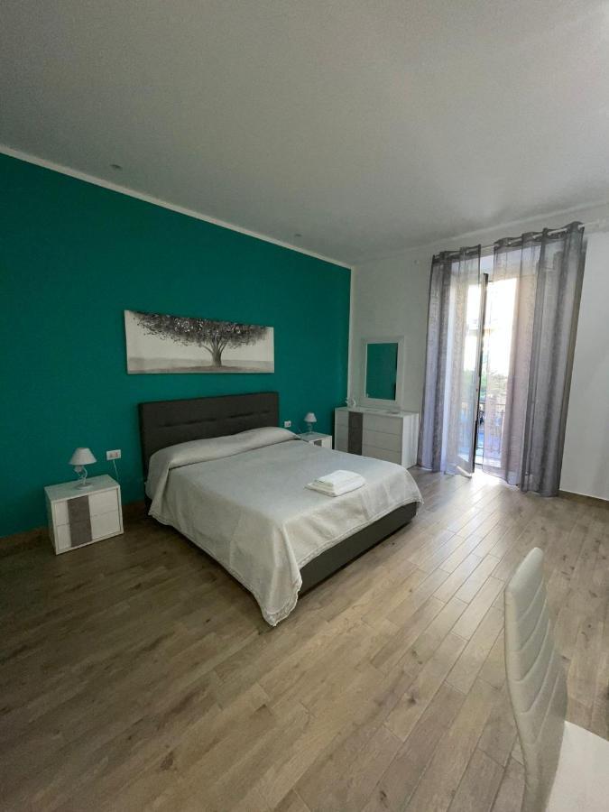 Dormire A Napoli Centro Holiday House Casa Vacanza المظهر الخارجي الصورة