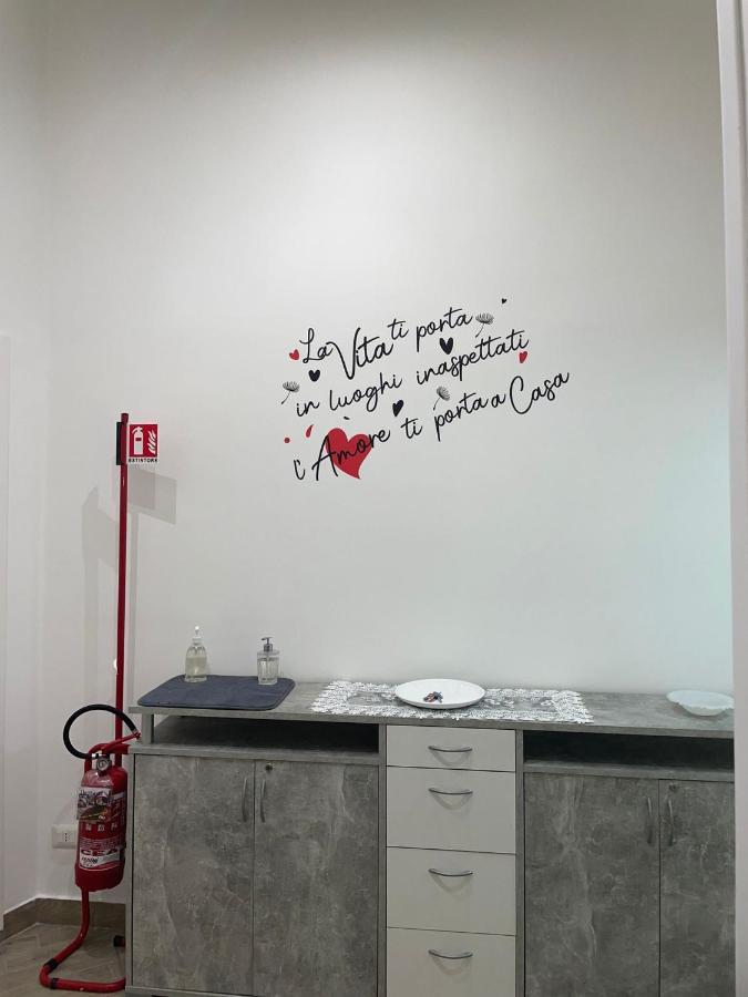 Dormire A Napoli Centro Holiday House Casa Vacanza المظهر الخارجي الصورة